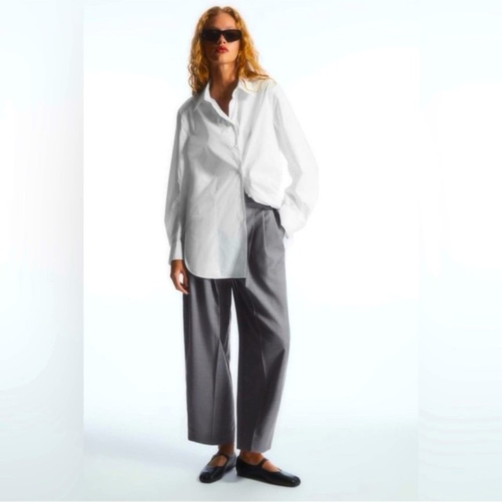 COS pleated wide leg pants sz 4 or 14” waist / 27” inseam